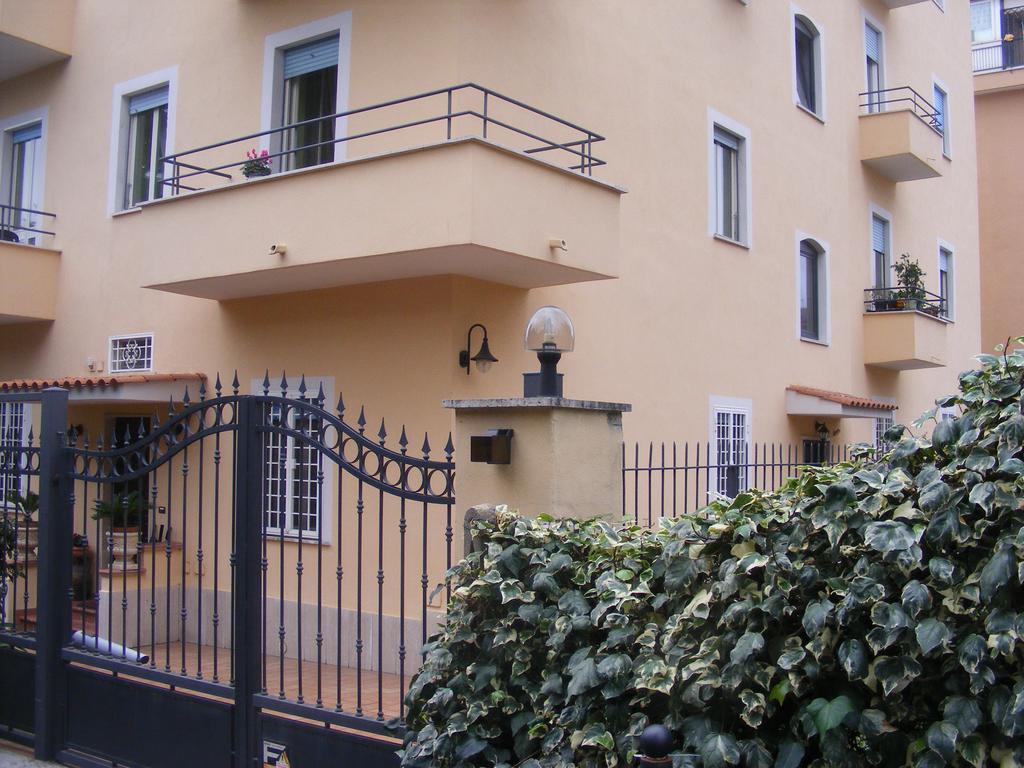 Gli Alloggi Di Papà Rome Extérieur photo